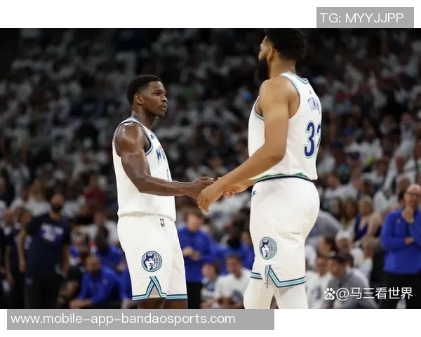 爱德华兹谈对阵唐斯的感受表达了对他的尊重与敬意